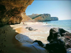 Casa Mariana, Carvoeiro